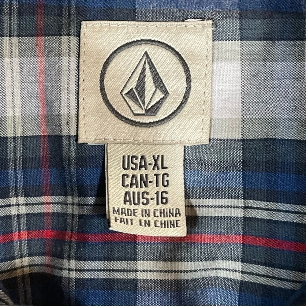 Volcom Boys Shirt Button Down Plaid Black Red and White Casual Kids Size XL